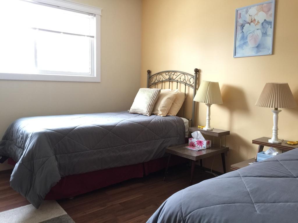 Wild Rose Bed & Breakfast Saskatoon Ruang foto
