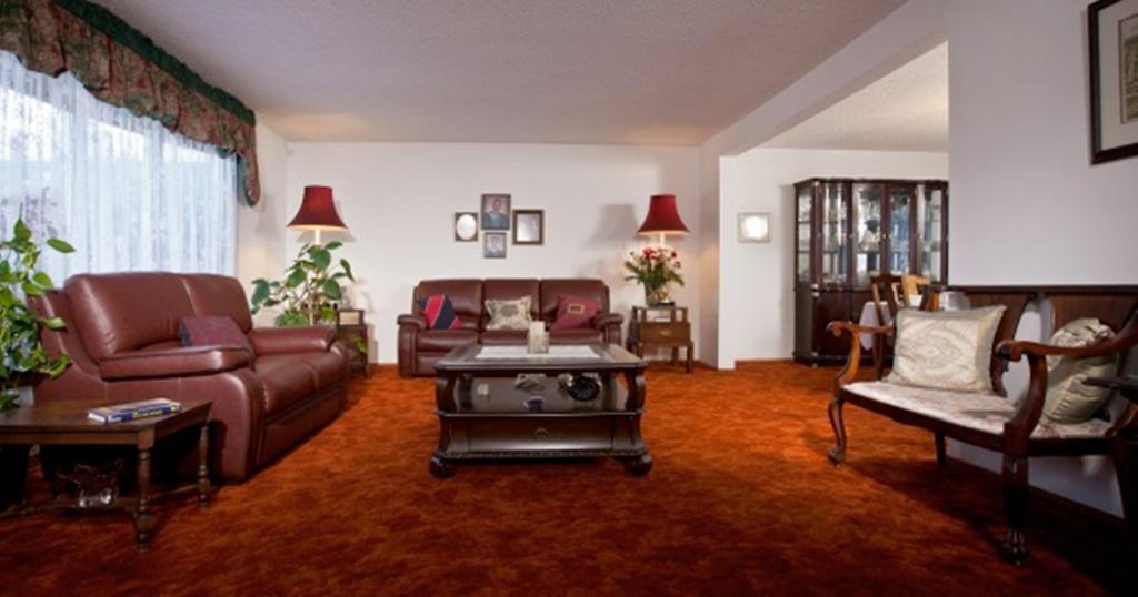 Wild Rose Bed & Breakfast Saskatoon Bagian luar foto
